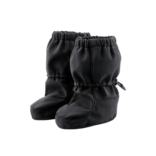 Keine Chance für Nässe und Matsch! Die wasserdichten Softshell-Überzieher mit Fleece-Futter sind ideal für die Babytrage und den Kinderwagen.