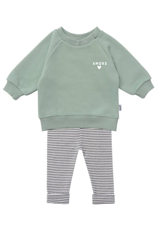 Ein Outfit zum Verlieben! Das weiche, 2-teilige Set aus kuscheligem ""amore"" Sweatshirt und bequemer Leggings macht jeden Kita-Tag mit.