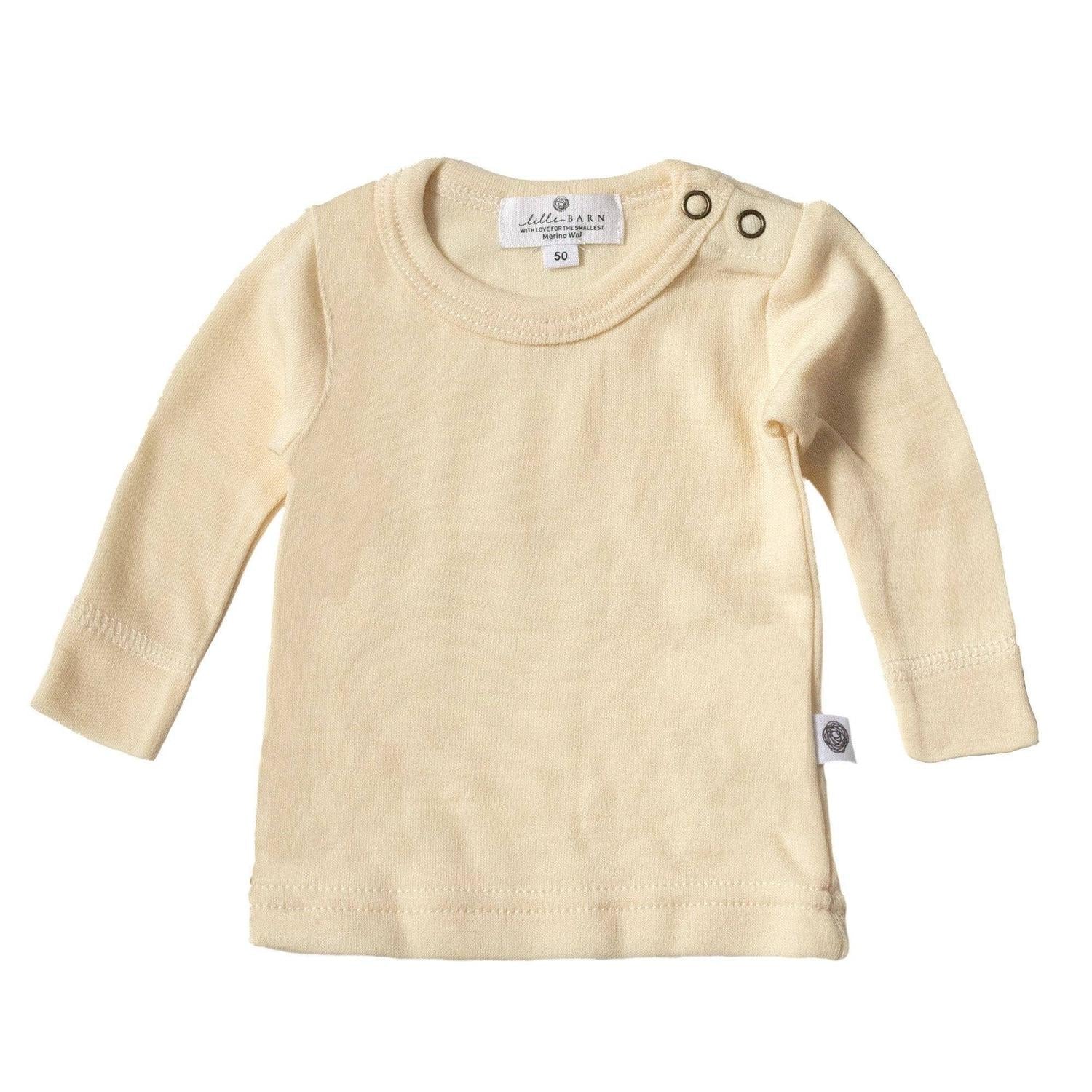 Der kratzfreie Begleiter für jeden Tag! Der weiche Strickpullover aus 100% Merinowolle gleicht beim Toben die Temperatur perfekt aus und wärmt angenehm.