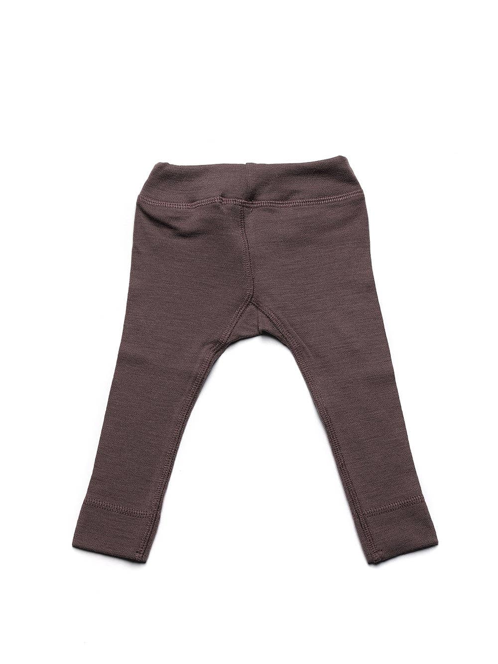 Kratzfreie Wärme für kleine Krabbler! Die weiche Strickhose aus 100% Merinowolle wächst dank der praktischen Umschlagbündchen lange mit deinem Kind mit.