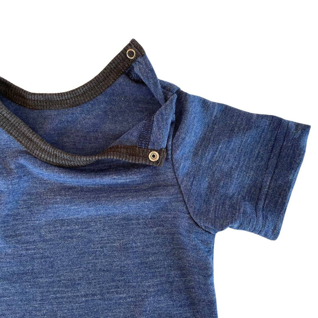 Hautsympathisch und schadstofffrei. Der luftige Kurzarm-Body aus Bio-Merinowolle & Seide kühlt sanft im Sommer und ist die ideale Basis für jedes Outfit.