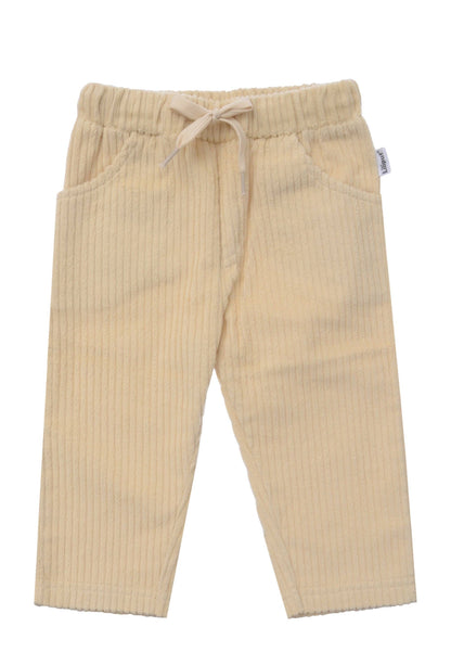 Perfekt für kleine Schatzsucher! Die robuste Kinder-Cordhose im coolen Retro-Look wärmt an kühleren Tagen und bietet maximale Bewegungsfreiheit.
