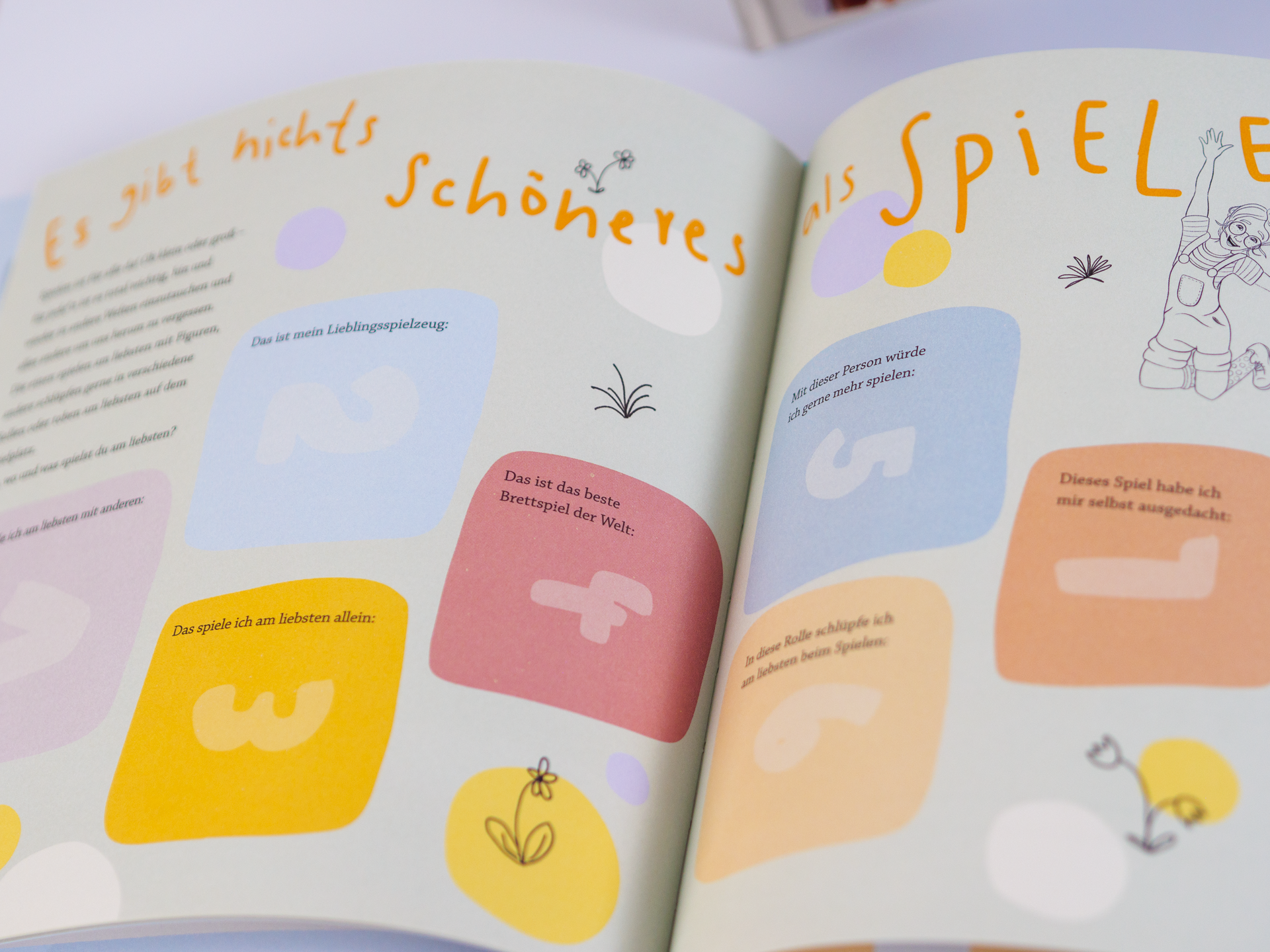 Ein Jahr voller Wir-Momente! Das achtsame Eintragbuch stärkt spielerisch die Bindung und fördert den Austausch über Gefühle zwischen Eltern und Kind.