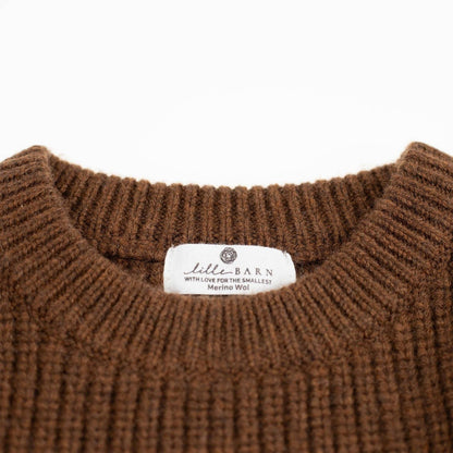 Die perfekte Schicht für das Zwiebelprinzip! Der klassische Strickpullover aus 100% temperaturausgleichender Merinowolle wärmt, ohne zu überhitzen.