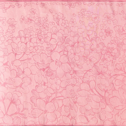 Ein Hauch von Frühling! Das zarte Jacquard-Tragetuch mit verspielten Punkten stützt kleine Traglinge sanft ab Geburt und wird schnell kuschelweich.