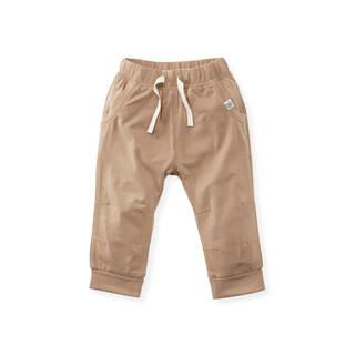 Cloby UV Jogginghose UPF 50+ für Babys & Kleinkinder – ultraweich, atmungsaktiv, chemiefrei. Für Spielplatz, Kinderwagen & Sommer. Größen 80–104. Jetzt entdecken!
