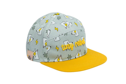 Coole Kappe für sonnige Tage! Die stylische und atmungsaktive Basecap aus reiner Bio-Baumwolle ist größenverstellbar und ein echter Hingucker.