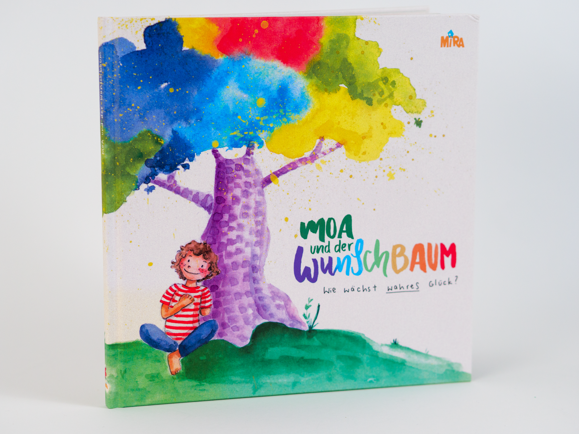 Macht Spielzeug wirklich glücklich? Eine philosophische Bilderbuch-Geschichte über einen magischen Baum, große Wünsche und was wirklich im Leben zählt.