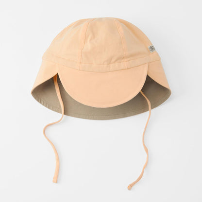 Zuverlässiger UV-Schutz für kleine Köpfe. Der leichte, mitwachsende Sonnenhut aus weichem Bambus-Mix schützt Nacken und Ohren perfekt vor der Sonne.