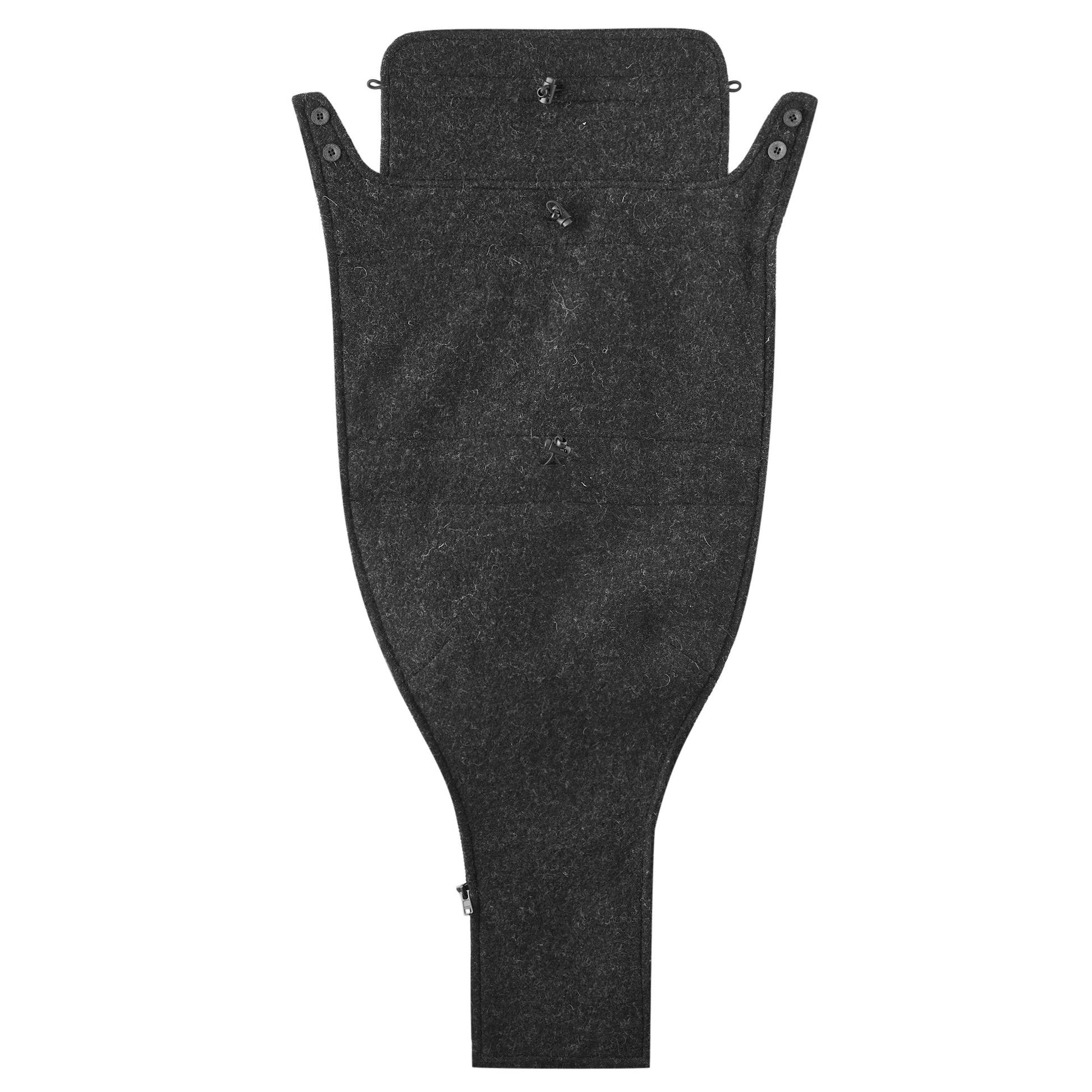 Eleganz trifft Naturfaser. Der edle 4-in-1 Wintermantel aus reinem Wollwalk ist klimaregulierend, schmutzabweisend und wärmt wunderbar beim Babytragen.