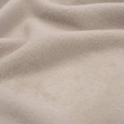 Der atmungsaktive Kuschel-Klassiker fürs Babybett! Die weiche Strickdecke aus 100% Merinowolle schützt vor dem Auskühlen, ohne dass dein Baby überhitzt.