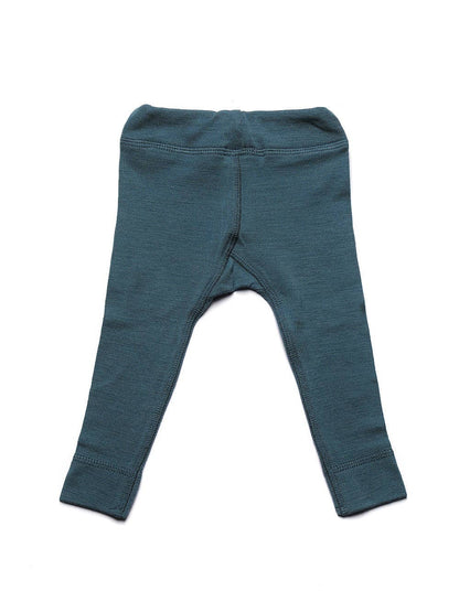 Natürliche Wärme, die mitwächst. Die bequeme Strickhose aus 100% Merinowolle lässt sich dank verstellbarem Innenbund individuell anpassen.